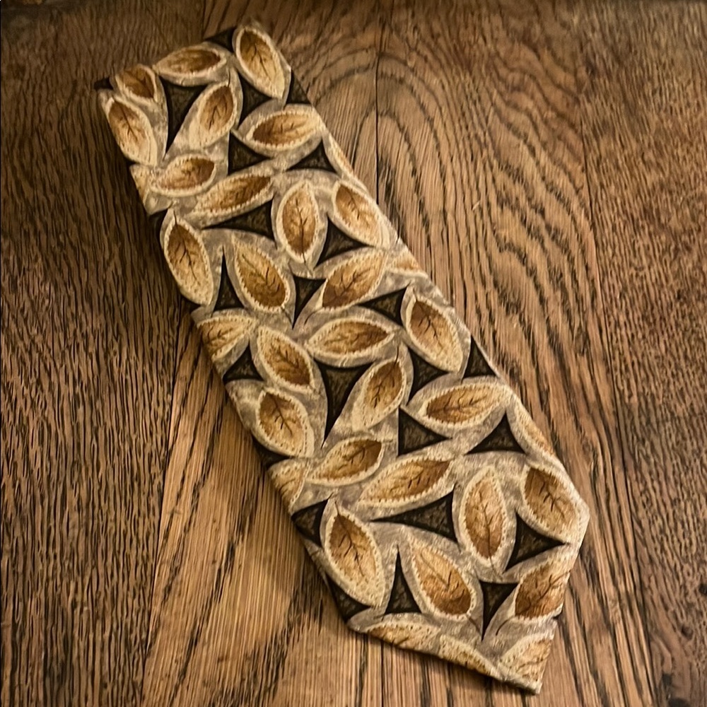Robert Talbott Gold and Brown Leaf Pattern Tie